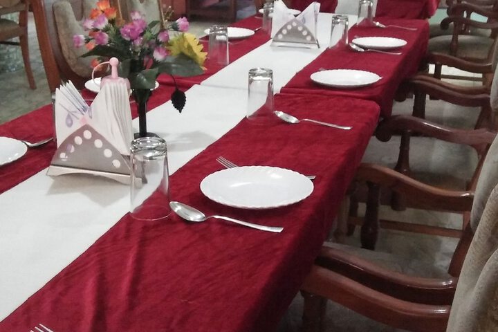 Dining 14 of 17