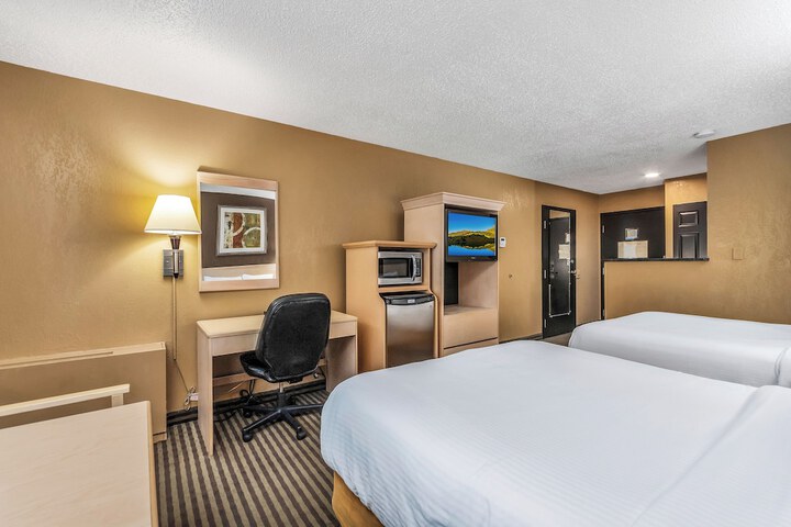 Room 21 of 49