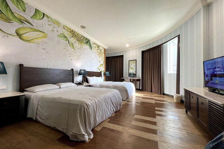 Room 45 of 83