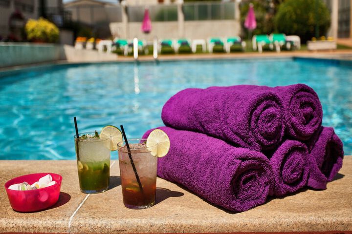 Pools & Facilities