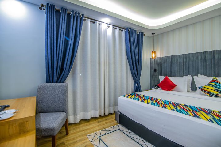 Room 11 of 29