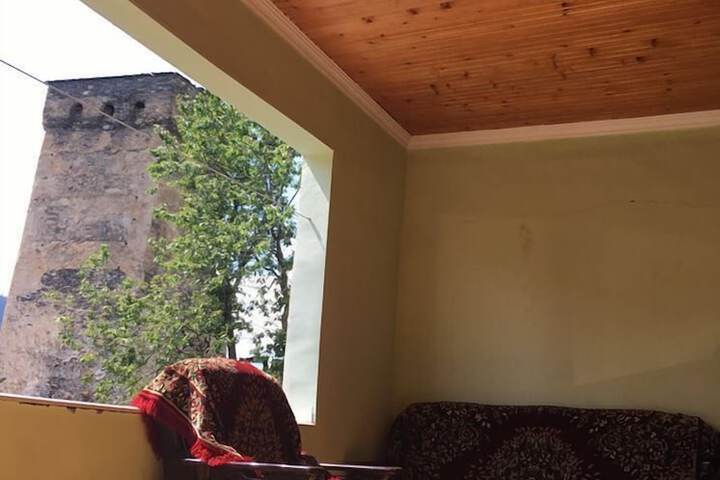 Room 8 of 15