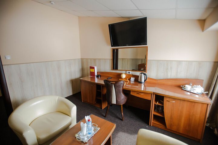 Room 45 of 62