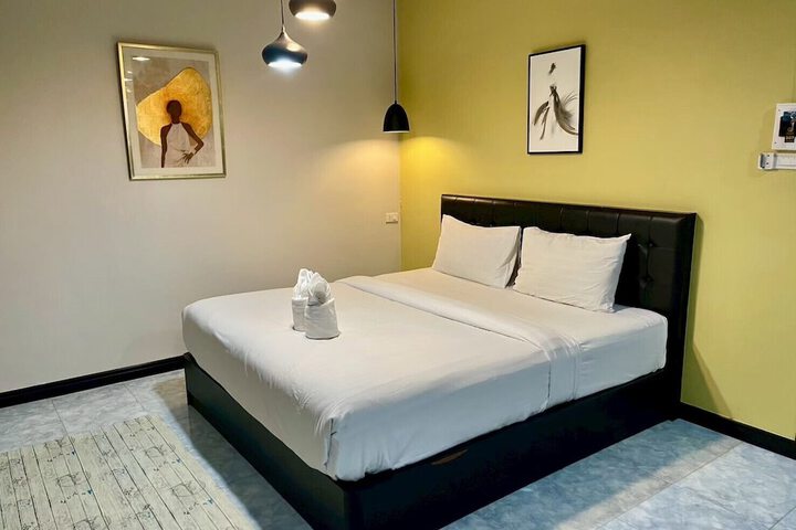 Room 119 of 167