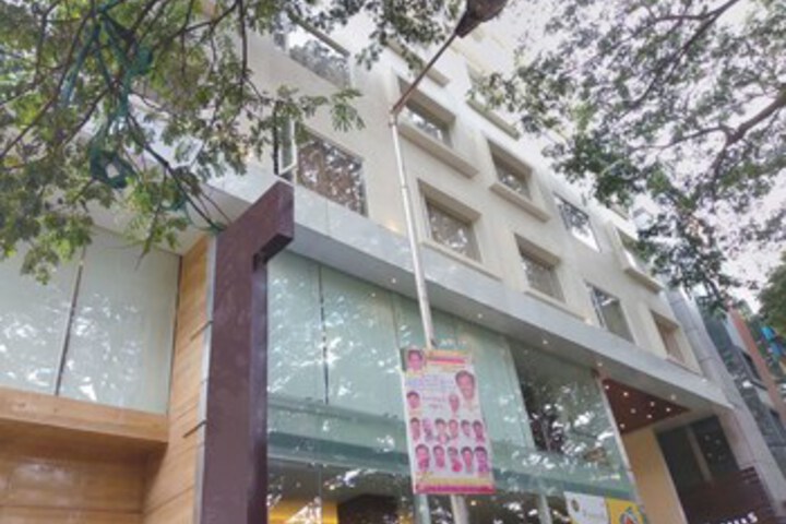 Hotel 7 of 24