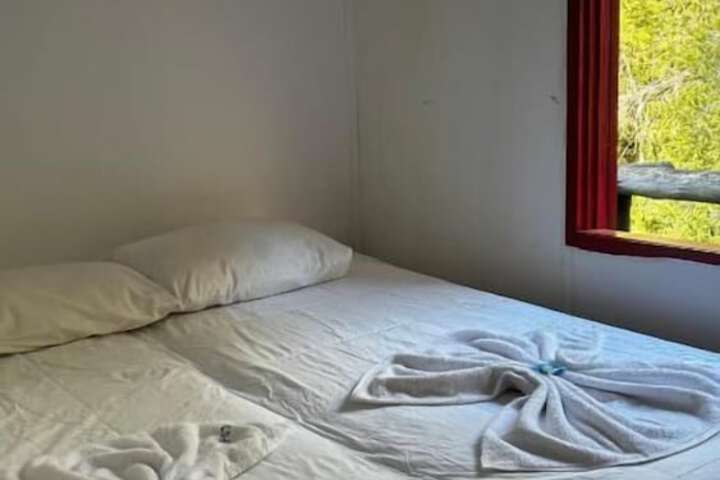 Room 27 of 60