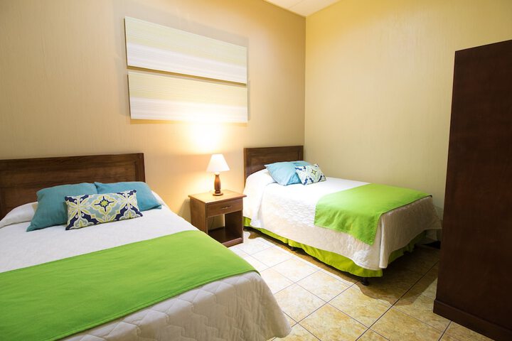 Room 40 of 65