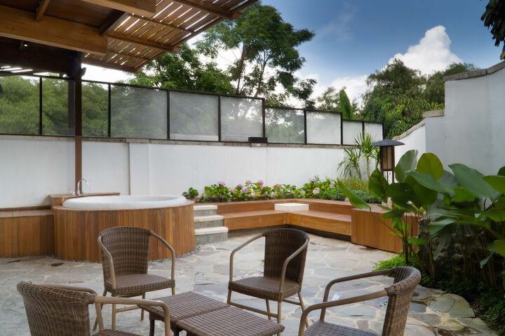 Terrace/Patio 41 of 122