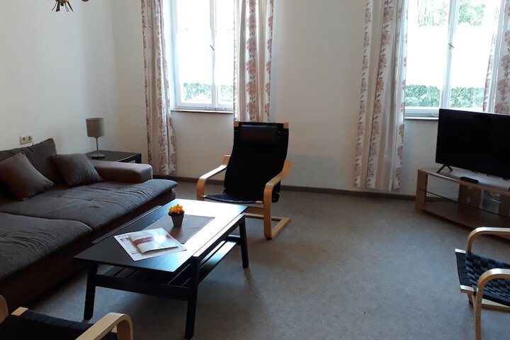 Room 18 of 32