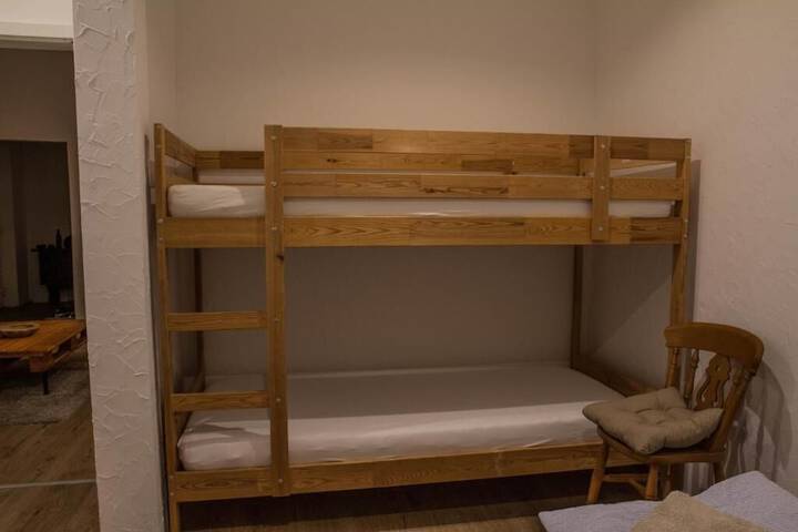 Room 9 of 49