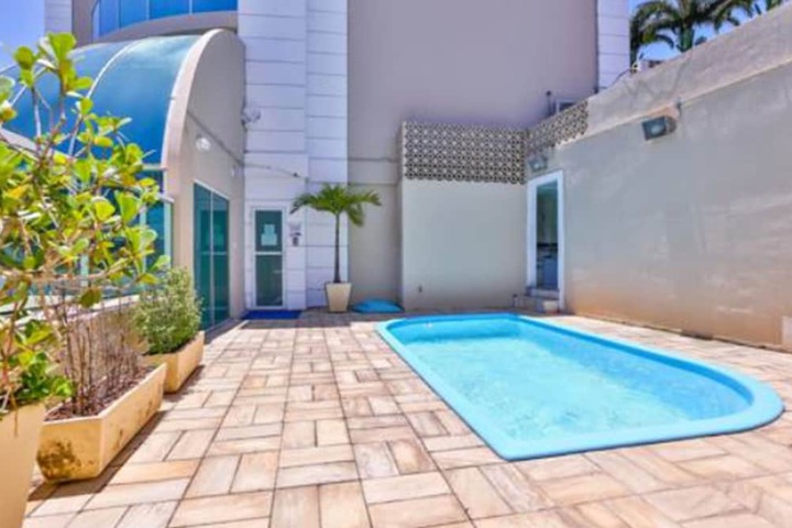 Pool 29 of 64