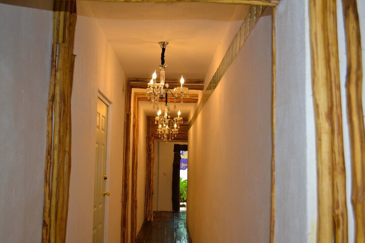 Ballroom/Hall 14 of 18