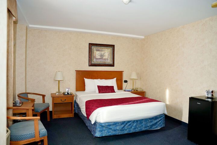 Room 15 of 51