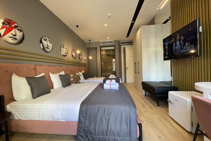 Room 21 of 68