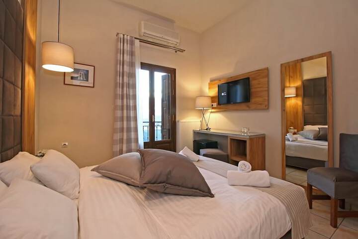 Room 9 of 31