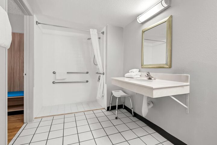 Room 40 of 52