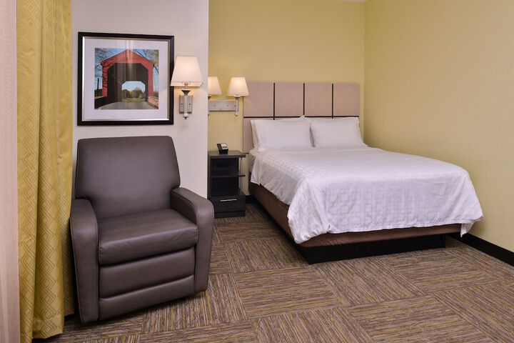 Room 11 of 61