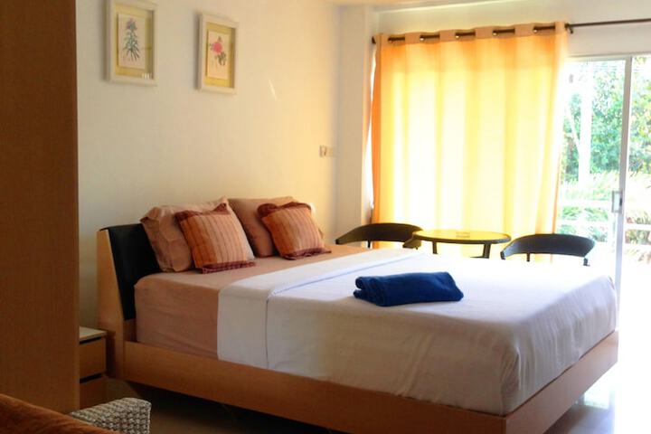 Room 8 of 39