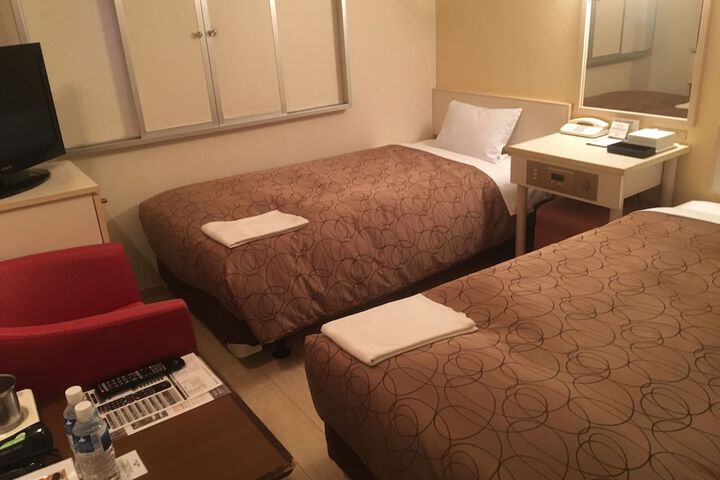 Room 11 of 45