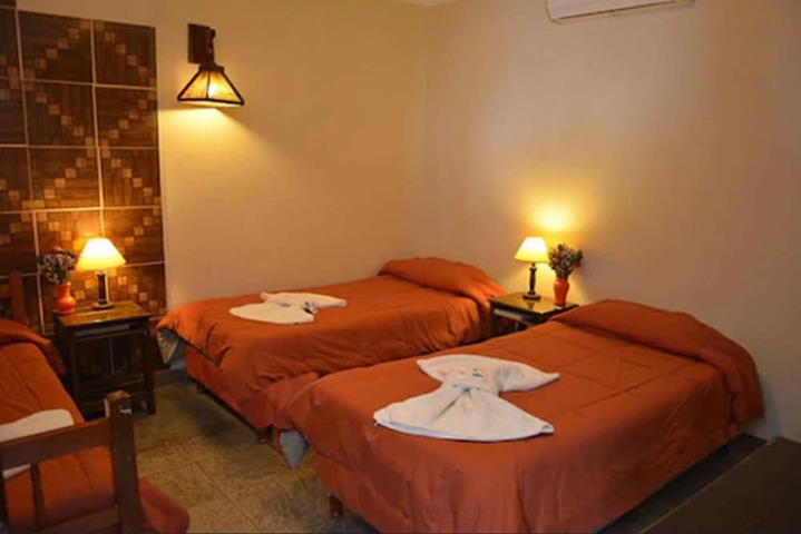 Room 16 of 38