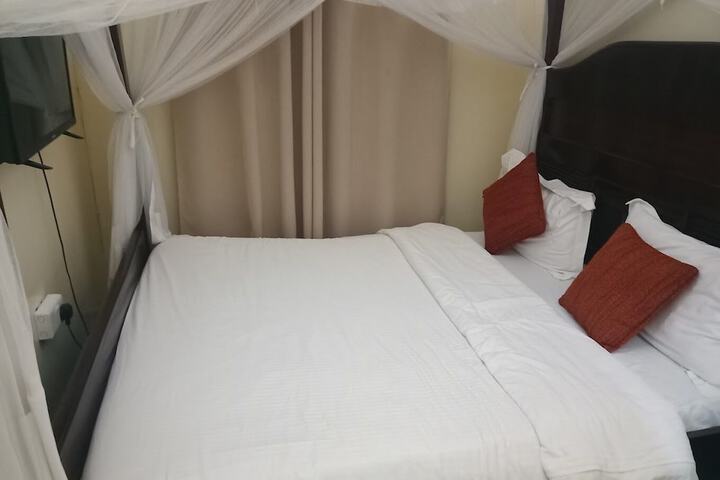 Room 18 of 44