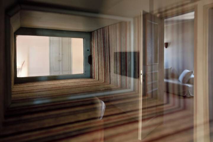 Room 87 of 282