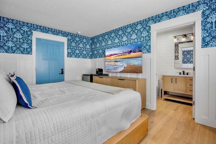 Room 18 of 40