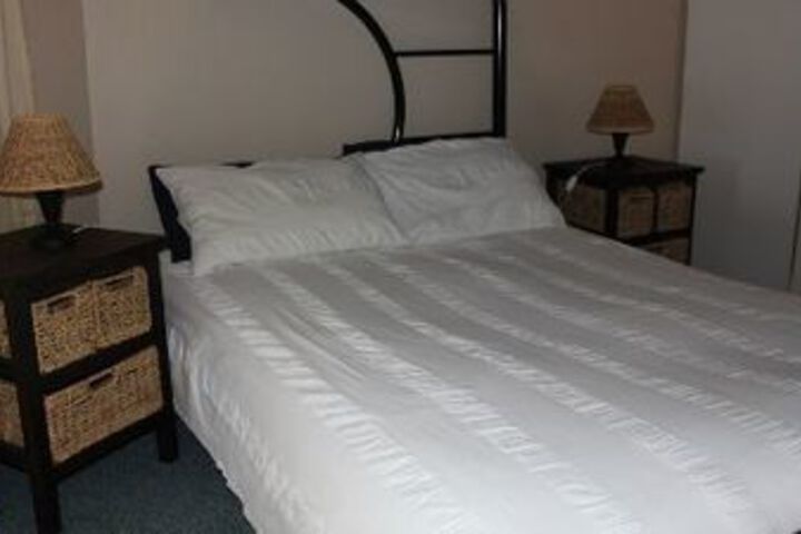 Room 2 of 12