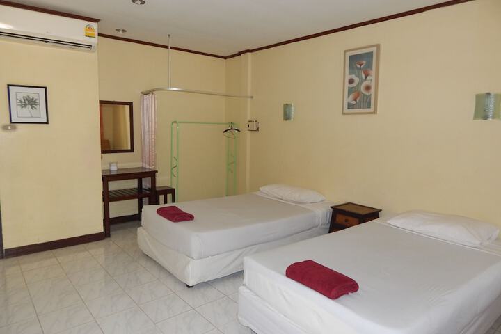 Room 20 of 51