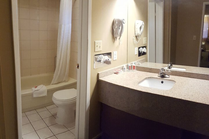 Room 47 of 78