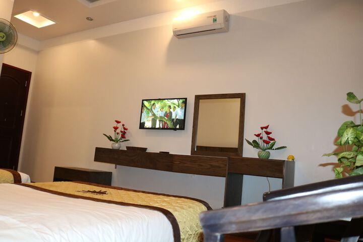 Room 17 of 22