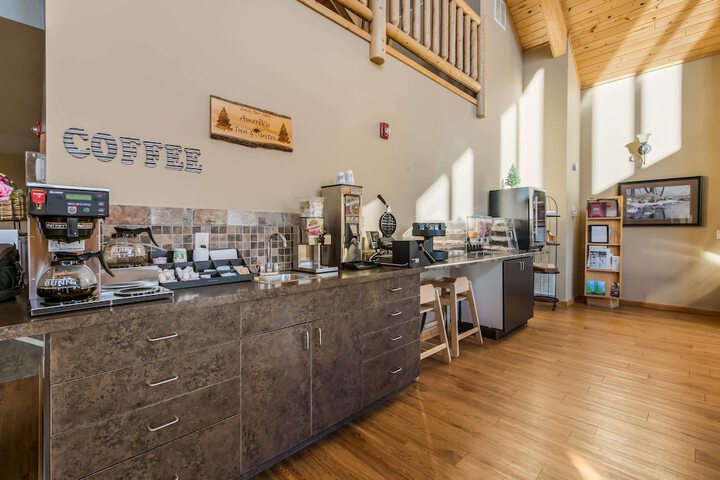 Breakfast/Coffee Service 36 of 48