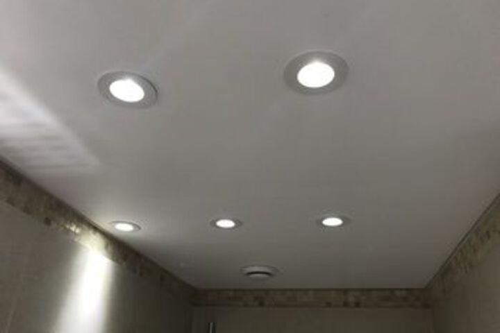 Room 6 of 20