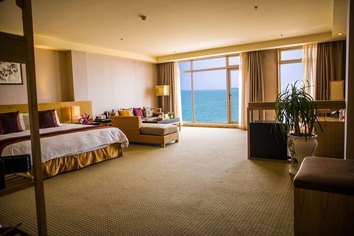 Room 21 of 40