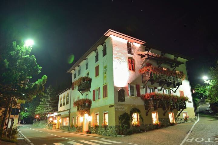Hotel 51 of 54