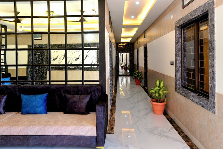 Hotel Interior 3 of 28
