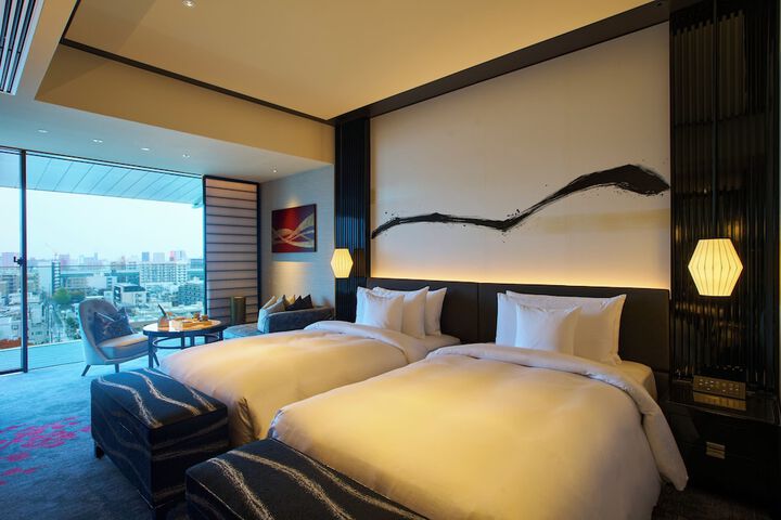 Room 45 of 201