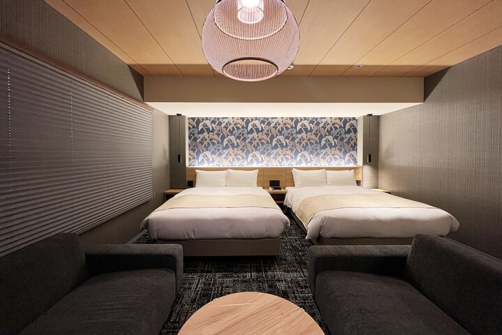 Room 22 of 74
