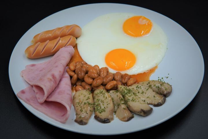 Breakfast/Coffee Service 76 of 108
