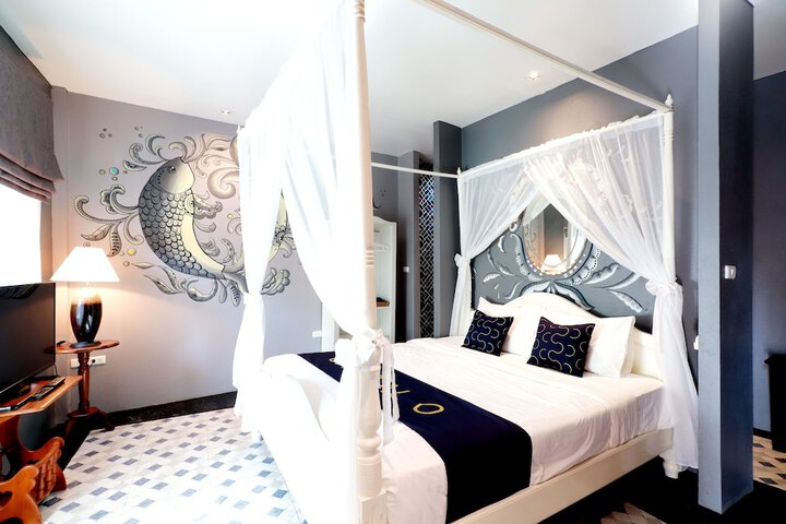 Room 16 of 49