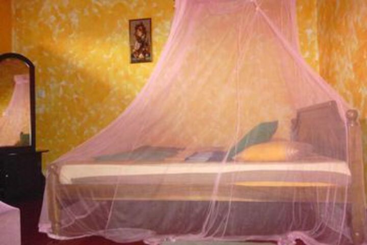 Room 14 of 20