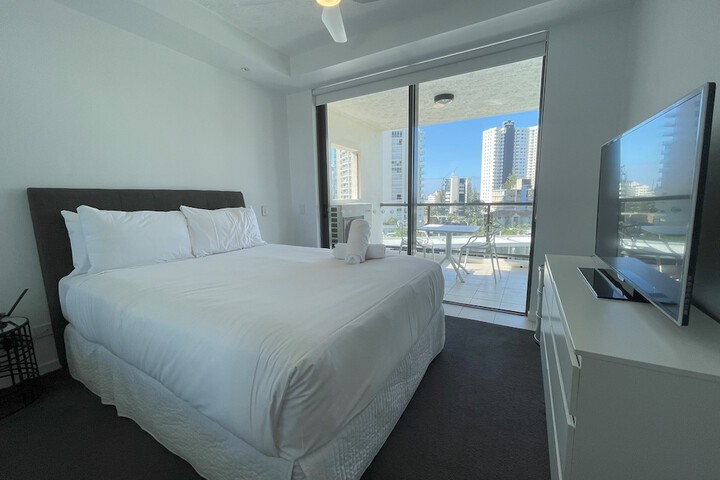 Room 6 of 57