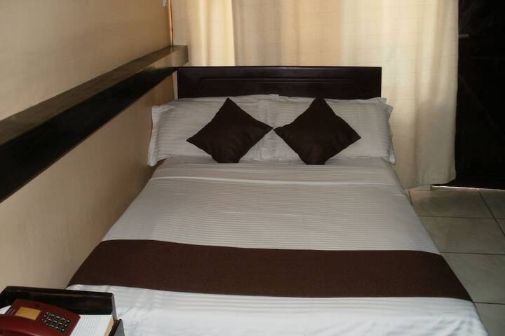 Room 8 of 49