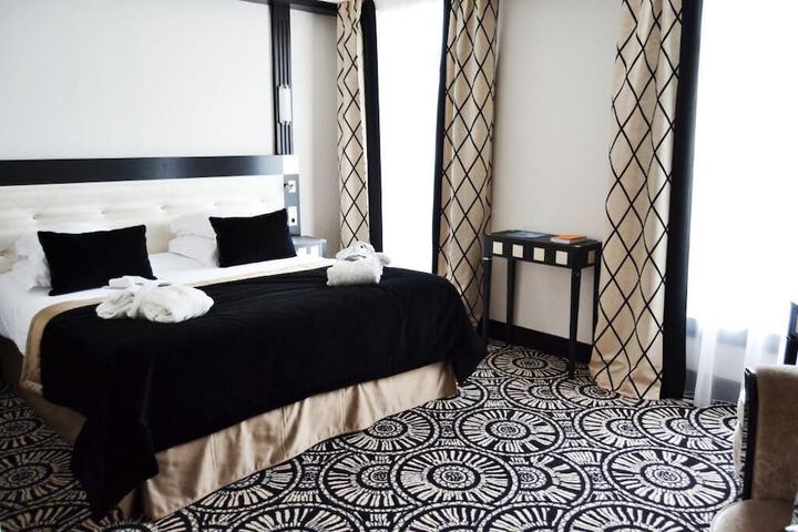 Room 21 of 54