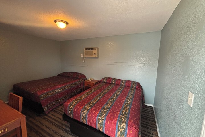 Room 3 of 22