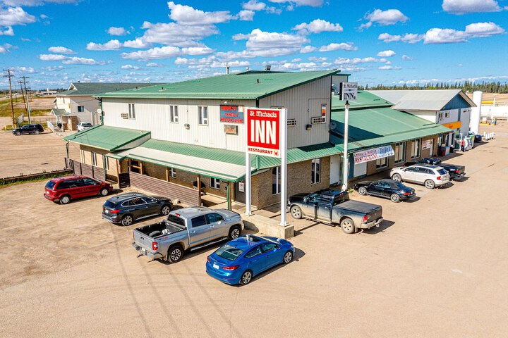 St. Michaels Inn in Rycroft, AB