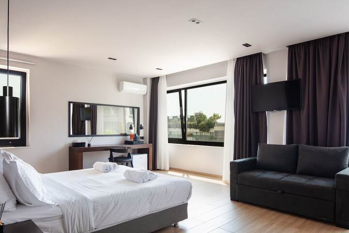 Room 42 of 110