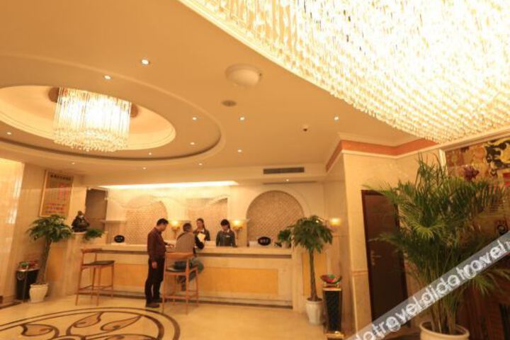 Hotel Interior 9 of 17