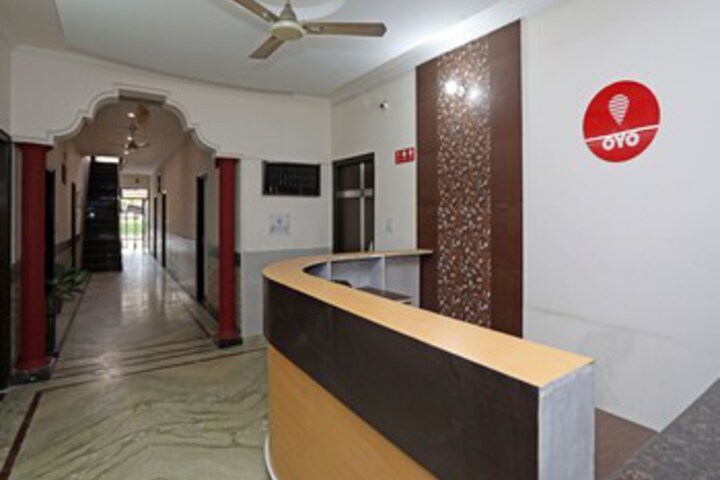 Hotel Interior 10 of 21