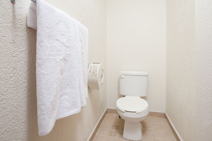 Room 32 of 45